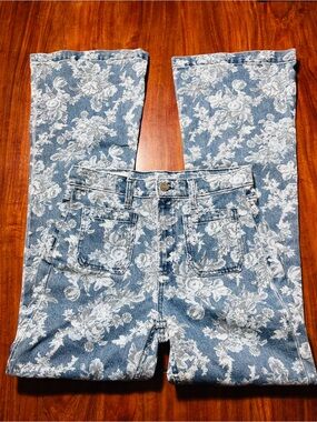 GAP LoveShack Fancy Blue Denim Floral Wide Leg Jeans with White Print